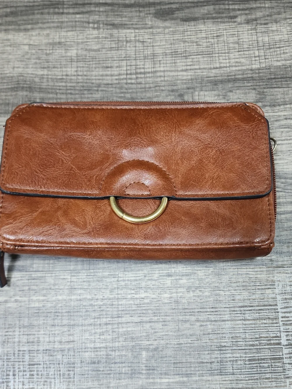 Bueno Brand Classic Brown Leather Crossbody Wallet with Gold Ring Accent